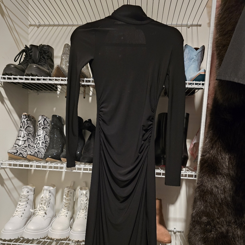 Aritzia Cutout Long Sleeve Maxi Dress – Black, Size XXS/2XS